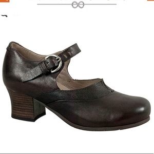 Miz Mooz Flamingo heel